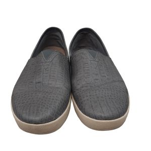 Tom's Slip Ons